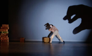 scène de danse et d'ombre