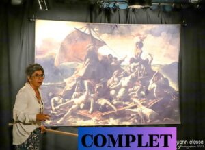 la conférencière et le tableau